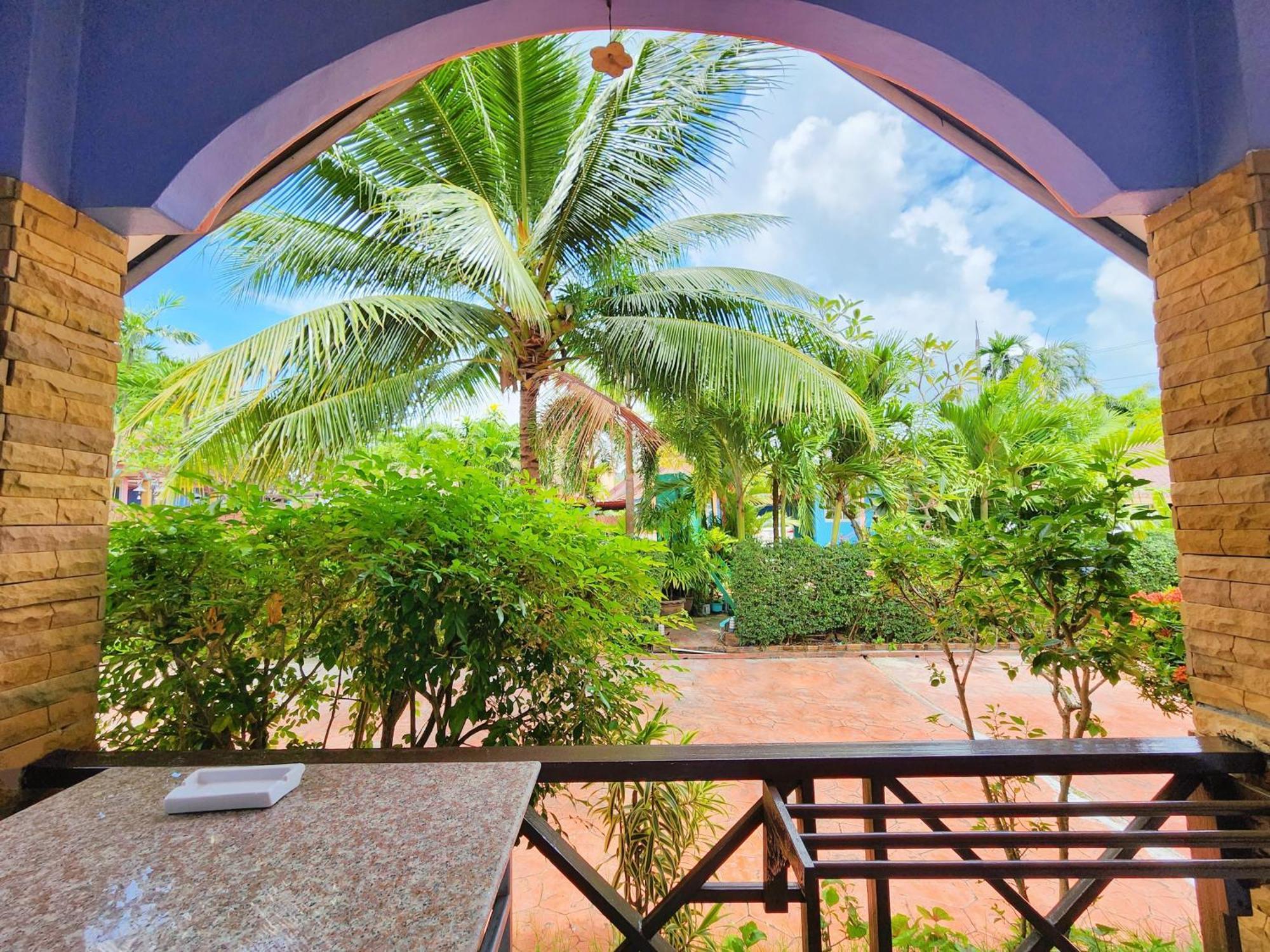 Phaithong Sotel Resort Chalong Dış mekan fotoğraf