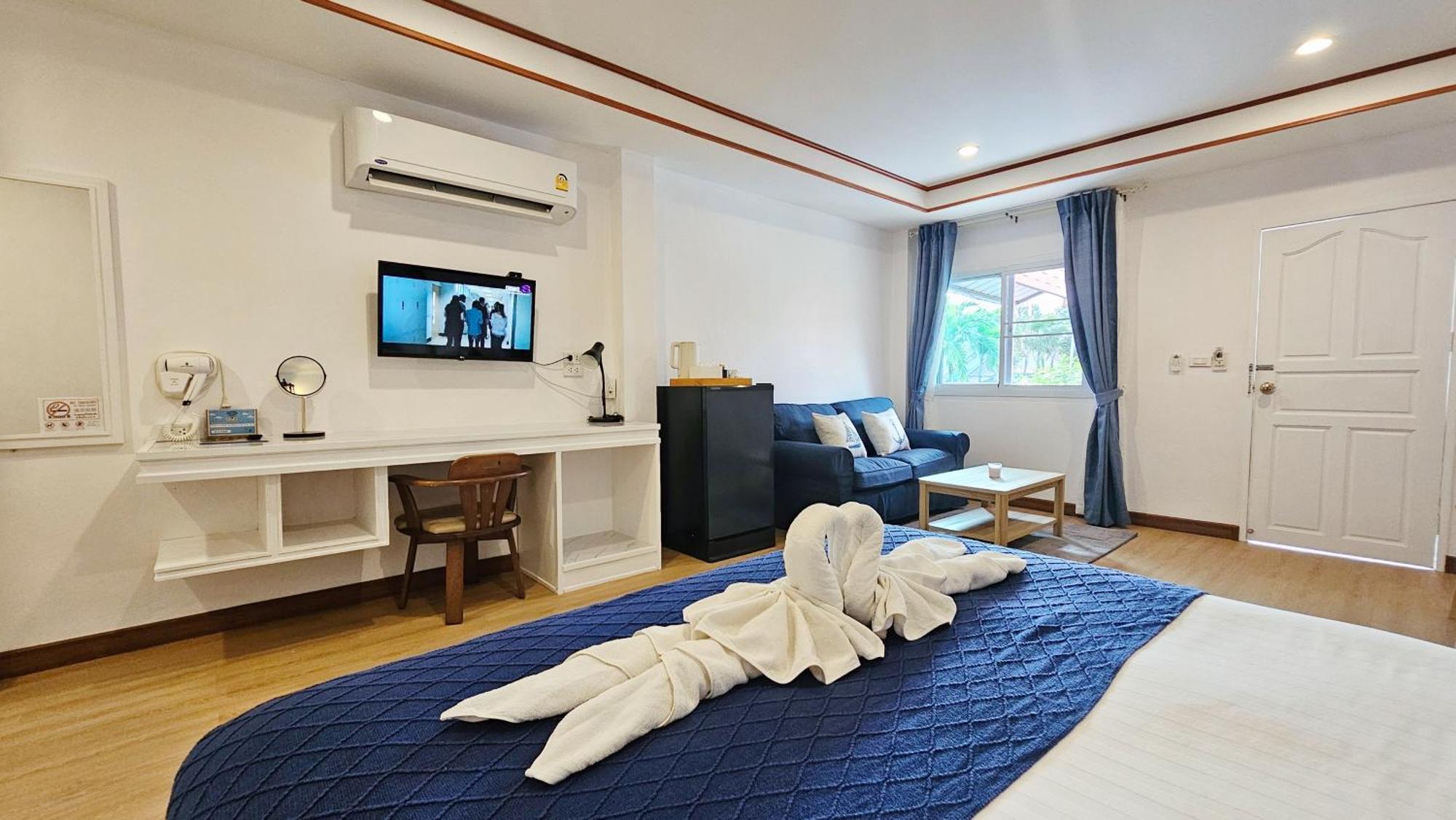 Phaithong Sotel Resort Chalong Dış mekan fotoğraf