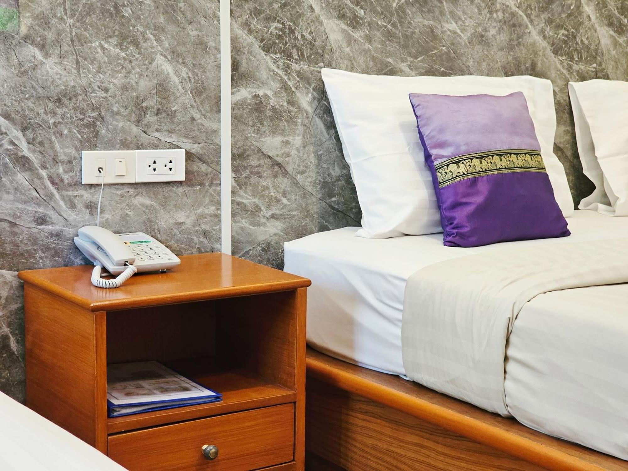 Phaithong Sotel Resort Chalong Dış mekan fotoğraf