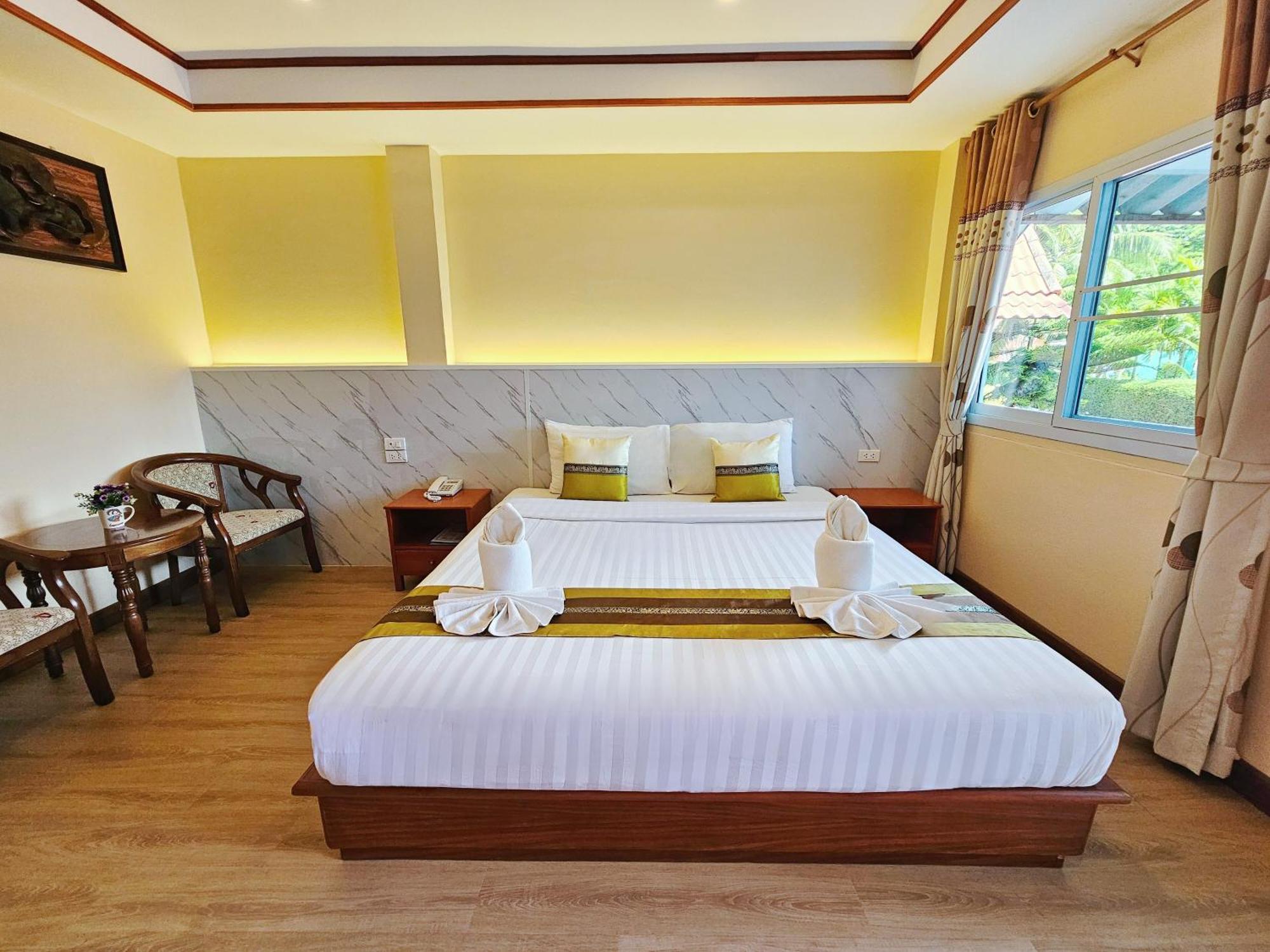 Phaithong Sotel Resort Chalong Dış mekan fotoğraf