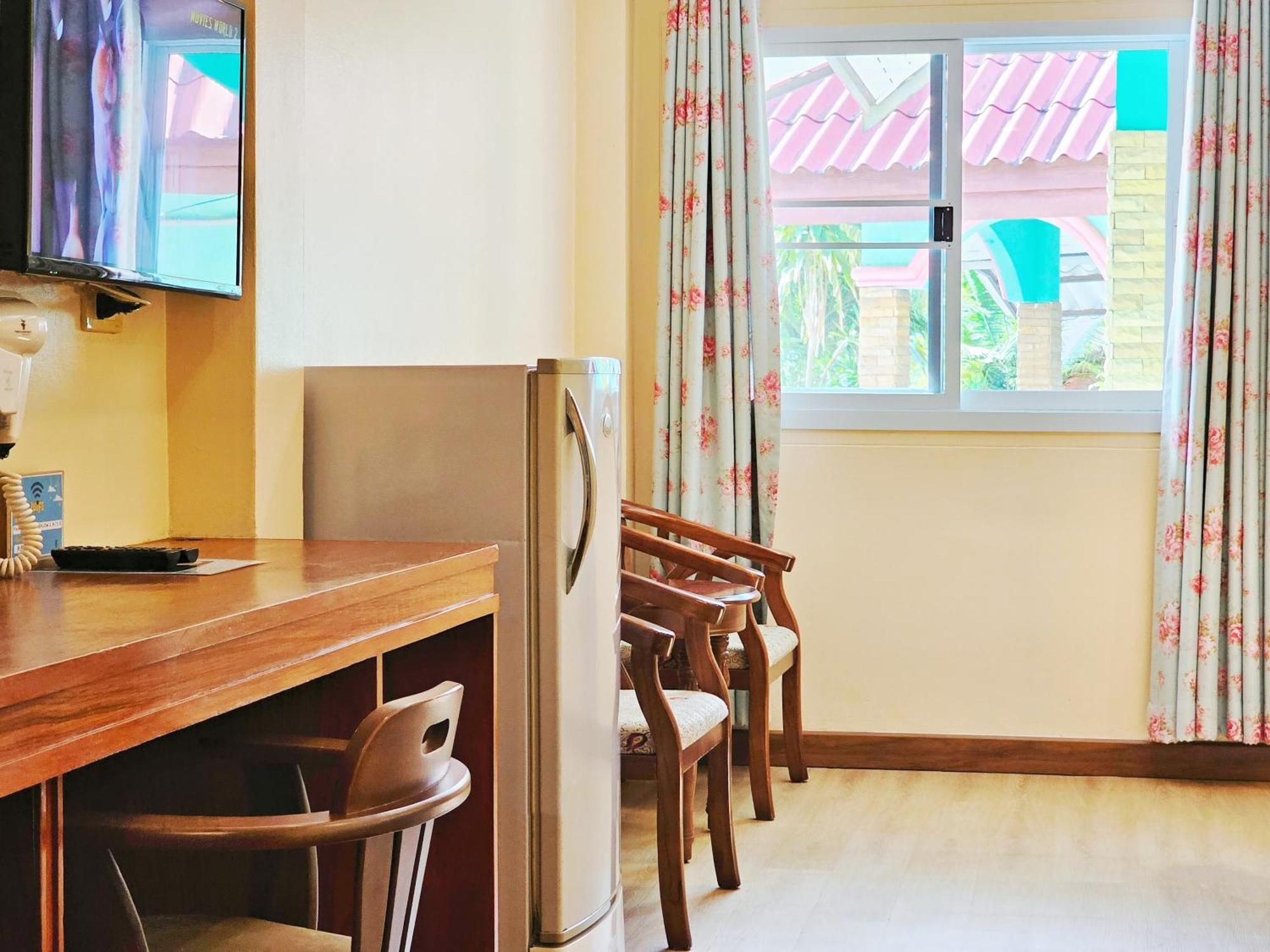 Phaithong Sotel Resort Chalong Dış mekan fotoğraf