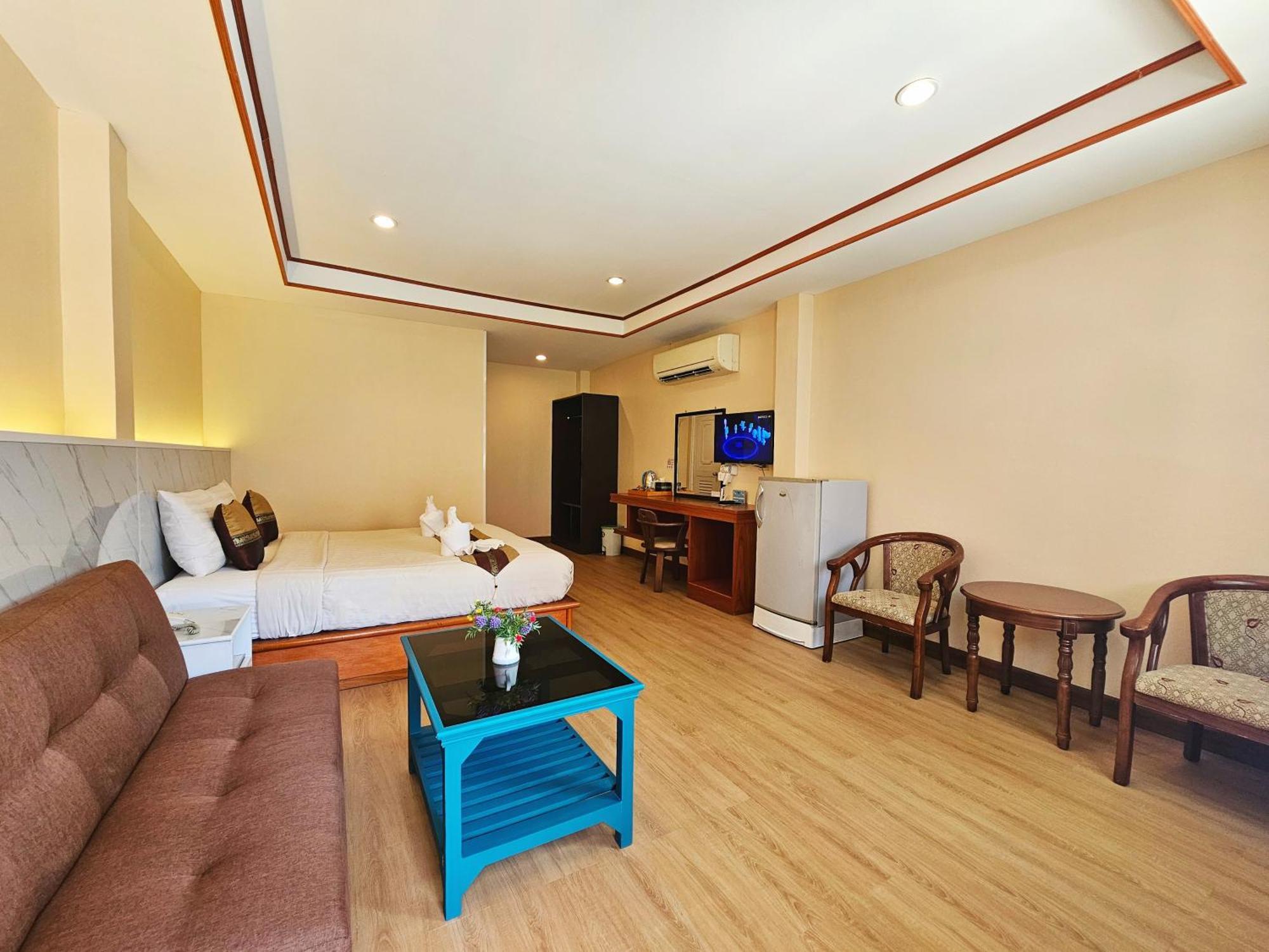 Phaithong Sotel Resort Chalong Dış mekan fotoğraf